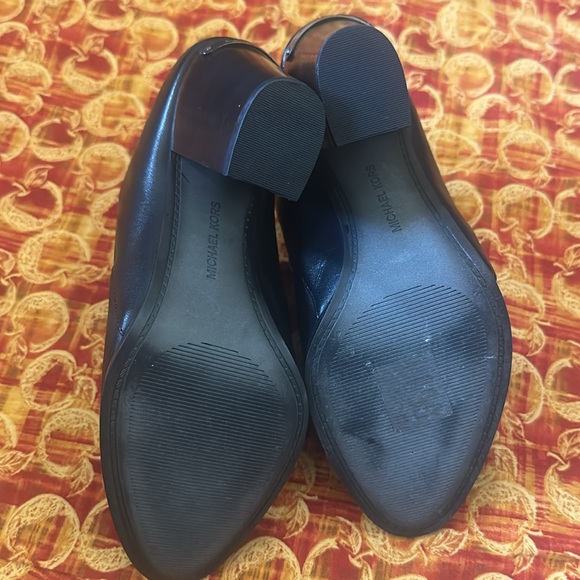Michael Kors Shoes Closed Toe heel Size 7.5M - Picture 9 of 15